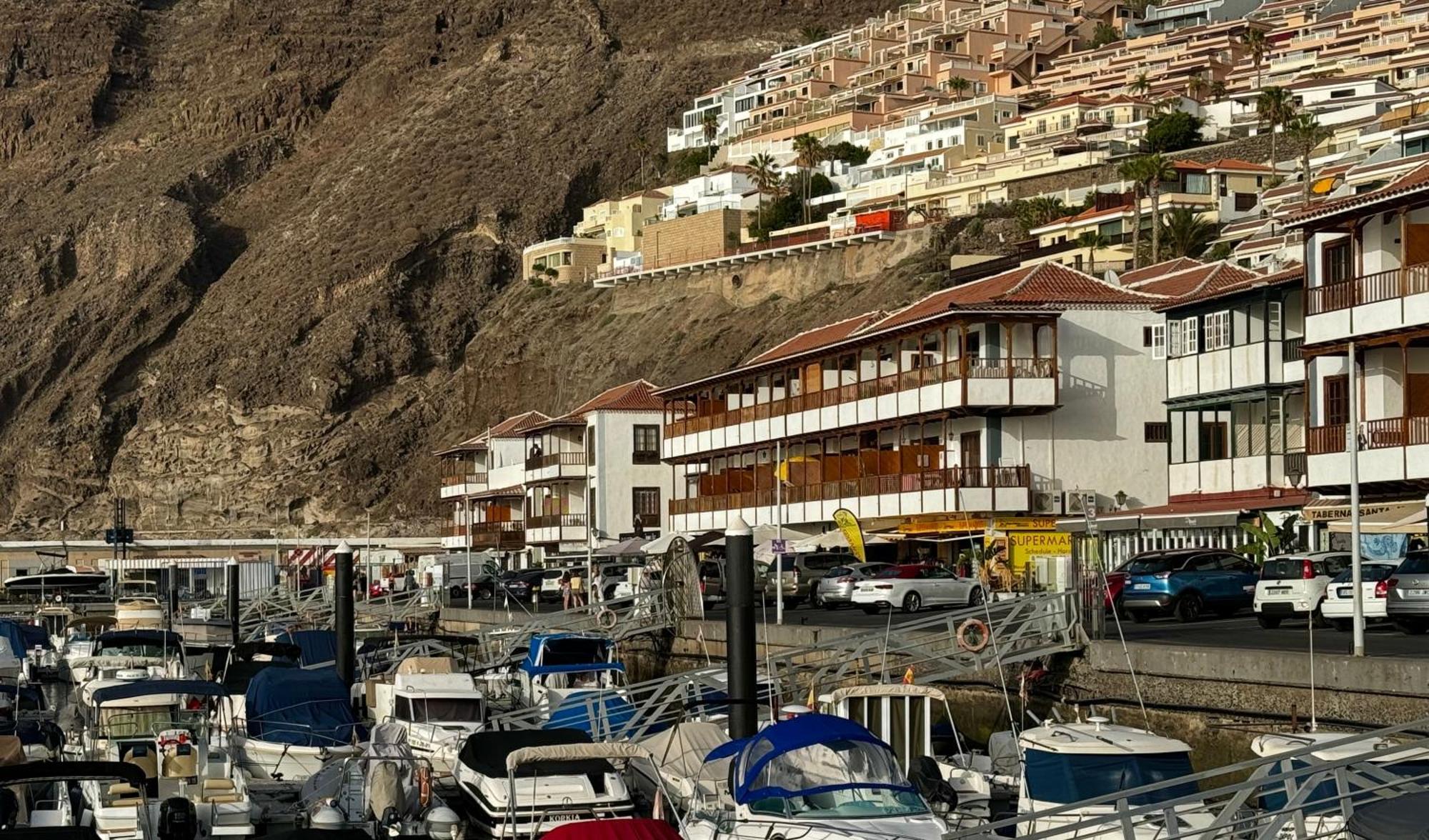 Fabulous Ocean & Cliff View Acantilado de los Gigantes