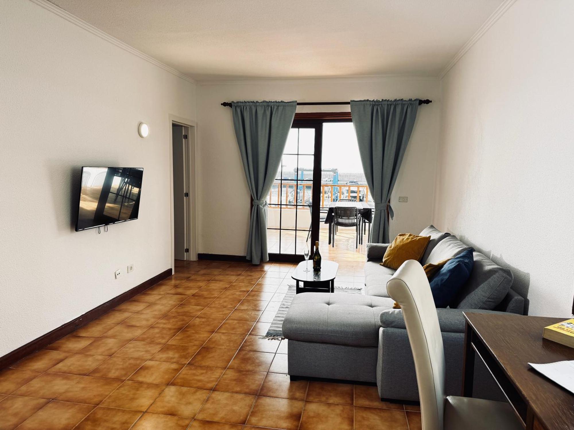 Fabulous Ocean & Cliff View Apartament *